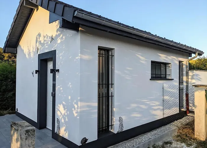 Entre-nous-deux Sauna & Prázdninový dům Les Échelles
